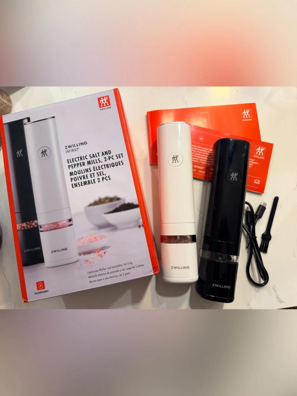 NWT! NEW! ZWILLING Enfinigy Electric Pepper and Salt Grinder Mill 2 Pc Set